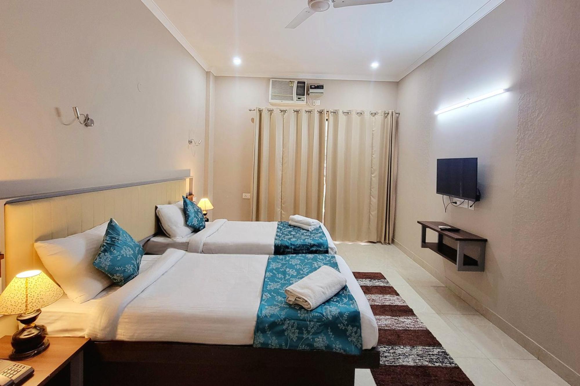 Vamsor Heights 1047 Gurgaon Exterior foto