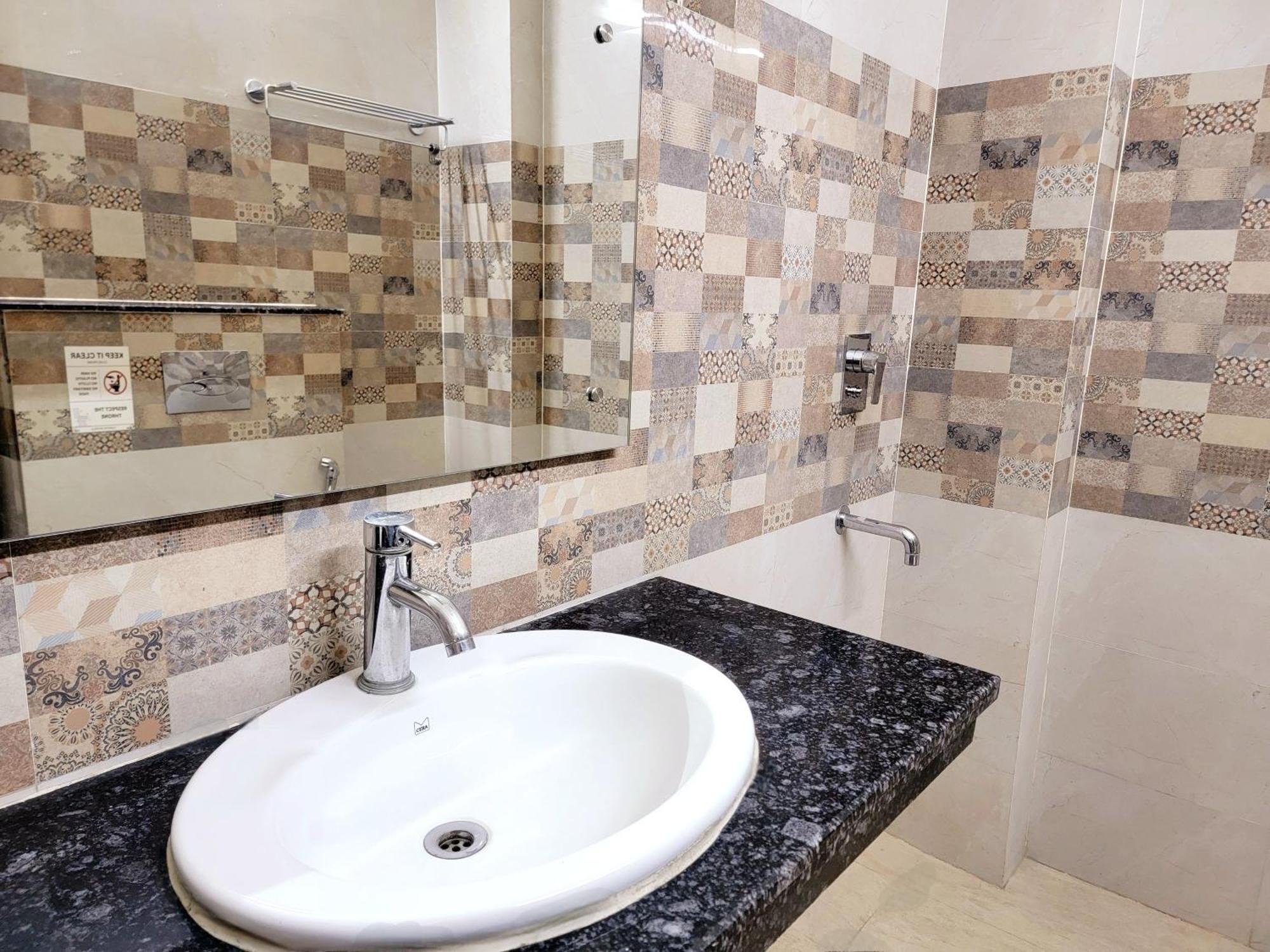 Vamsor Heights 1047 Gurgaon Exterior foto